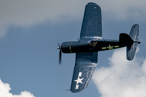 F4-U  FG-1D Corsair