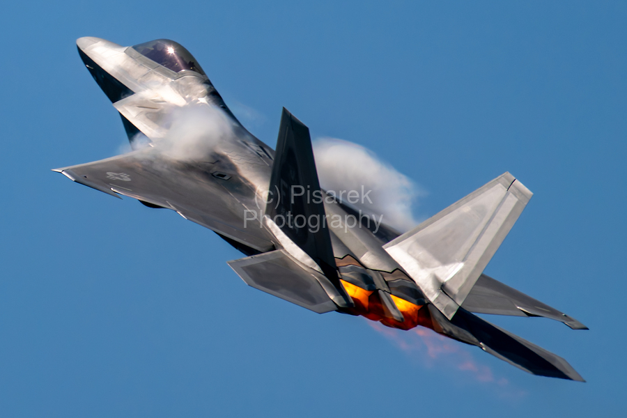 Lockheed-Martin USAF F-22 Raptor  Print