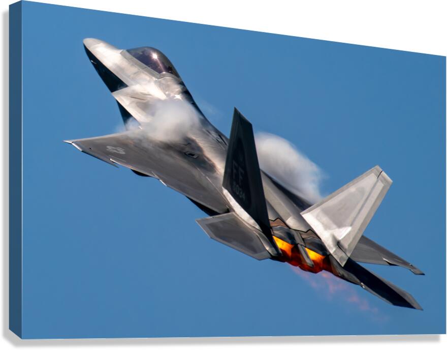 Lockheed-Martin USAF F-22 Raptor Canvas Print