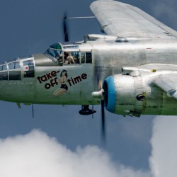 North American Aviation B-25 Mitchell - Take Off Time