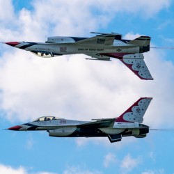 USAF Thunderbirds - Calypso Pass