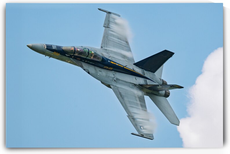 US Navy F-18 Super Hornet tearing through the Sky by Pisarek Photography
