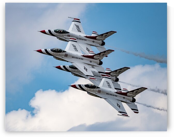 USAF Thunderbirds in their Diamond Formation by Pisarek Photography